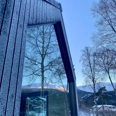 بيت للعطل Mini Hut With Fjord View
