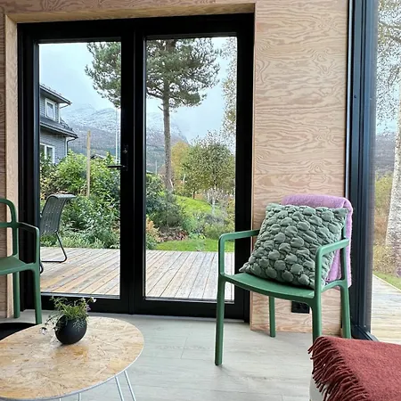 Mini Hut With Fjord View Holiday home Sandane